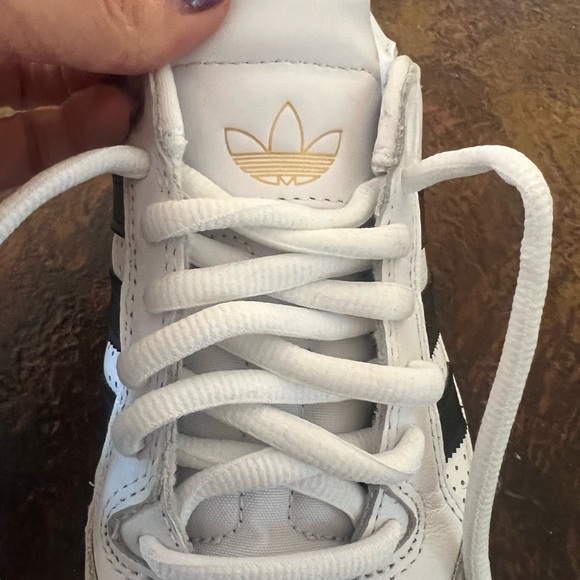 Adidas Tyshawn Low sneakers (new) - Picture 6 of 7
